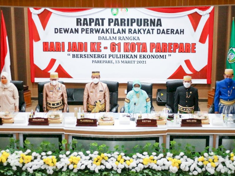 Ketua DPRD Parepare Tampil Mengesankan di Rapat Paripurna HUT Kota ke-61