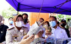 Lepas Ekspor 2 Ribu Ton Perikanan, Plt Gubernur Akan Bantu Penerbangan Langsung ke Sejumlah Negara