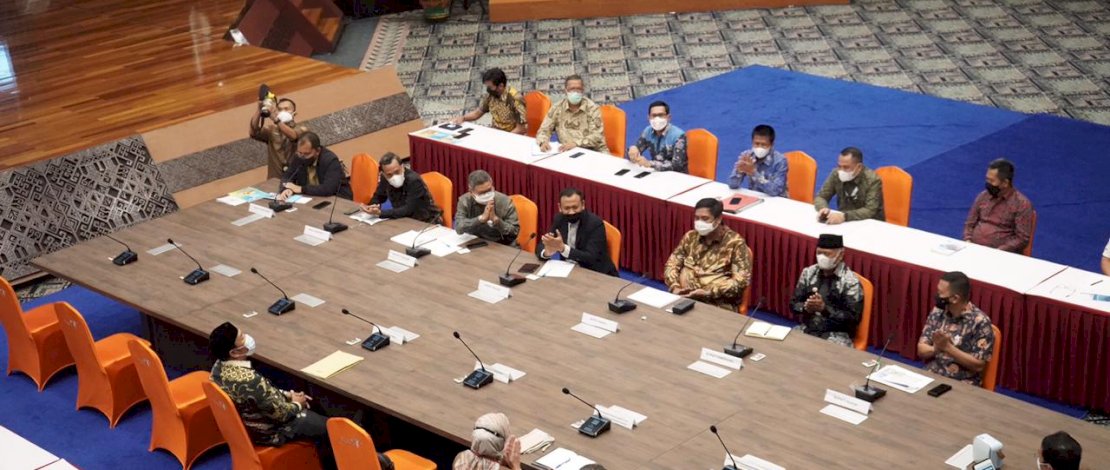 Sandiaga Uno dan Taufan Pawe. IST