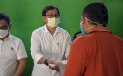 Korban Bencana Angin Puting Beliung di Mappedeceng Terima Bantuan Rp46,2 Juta