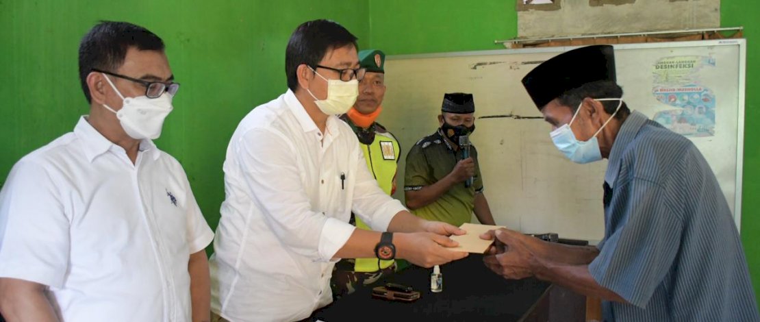 Korban Bencana Angin Puting Beliung di Mappedeceng Terima Bantuan Rp46,2 Juta