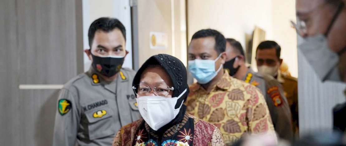 Didampingi Andi Sudirman, Risma Pantau Kondisi Korban Bom Katedral di RS Bhayangkara