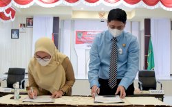 Tingkatkan Efektivitas Penyelesaian Hukum Perdata, Pemda Lutra dan Kejari Teken MoU