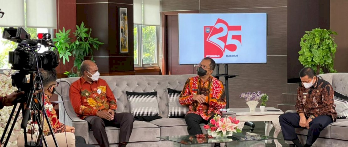 Jadi Pembicara di HUT OTDA ke 25, Danny Paparkan Makassar Recover