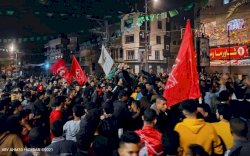 Ratusan Warga Palestina Gelar Demo di Tengah Serangan Roket