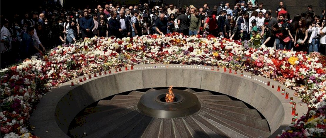 Armenia menandai peringatan ke-106 pembunuhan massal pada sebuah upacara di ibu kota Yerevan pada hari Sabtu.