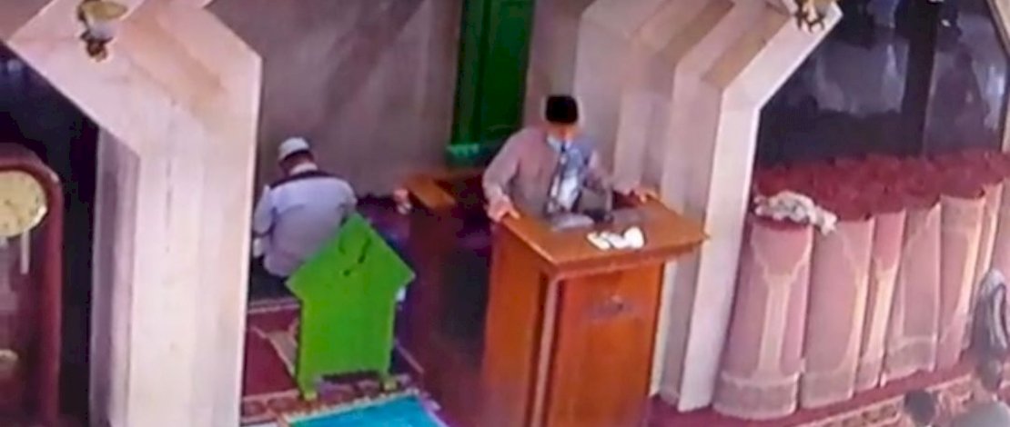 Detik-detik Ustaz Ruddin meninggal saat ceramah zuhur.