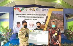 Wabup Takalar Serahkan Ganti Rugi Lahan Pembangunan Bendungan Pamukkulu Tahap III Tahun 2021