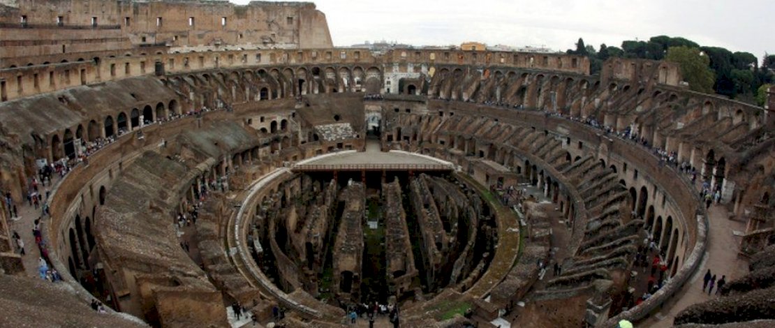 Italia Akan Buat Lantai Baru untuk Colosseum