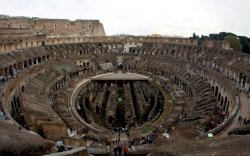 Italia Akan Buat Lantai Baru untuk Colosseum