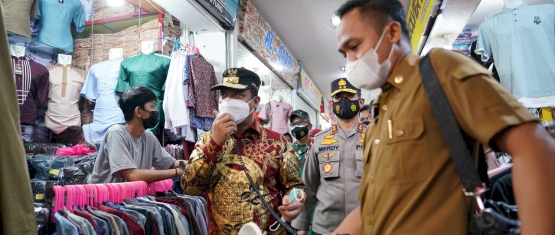 Bersama Kapolda, Plt Gubernur Sulsel Sidak di Pasar Butung dan Mall Panakkukang  