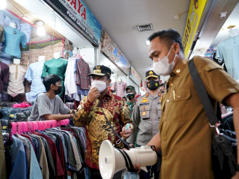 Bersama Kapolda, Plt Gubernur Sulsel Sidak di Pasar Butung dan Mall Panakkukang  