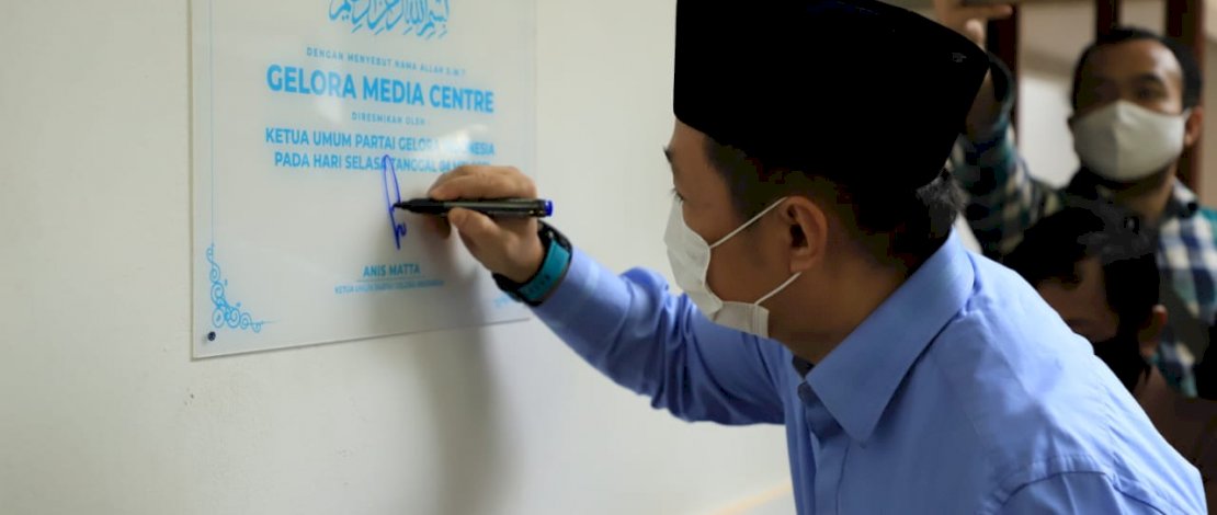 Anis Matta saat meresmikan Media Center Partai Gelora.