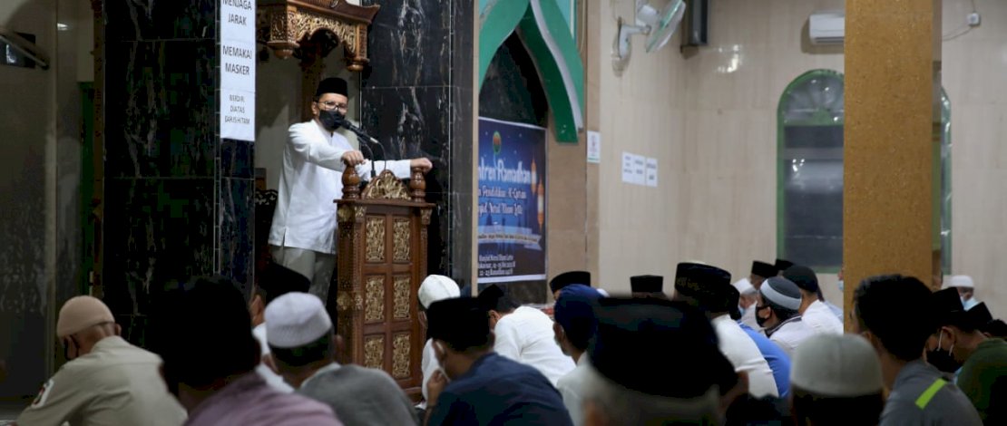 Danny Himbau Takbiran Shalat Id Dilaksanakan Di Jalanan Besar yang Ditutup