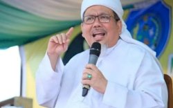 Mencoba melawan Virus Corona, Ustaz Tengku Zulkarnain meninggal dunia saat Berbuka Puasa