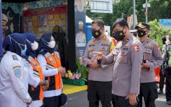 Kapolrestabes Makassar Dampingi Tim Mabes Polri Tinjau Pos Pengamanan Idul Fitri