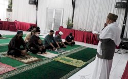 Putus Rantai Penyebaran Covid-19, Sekprov Salat Id di Rujab