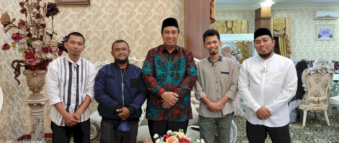Manajemen Bicara TV bersama Bupati Maros dan Anggota Fraksi PAN DPRD Maros.