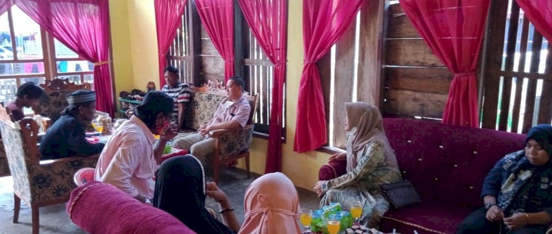 Wahup Sinjai bersilaturahmi dengan keluarga korban kapal tenggelam di Tongke Tongke.