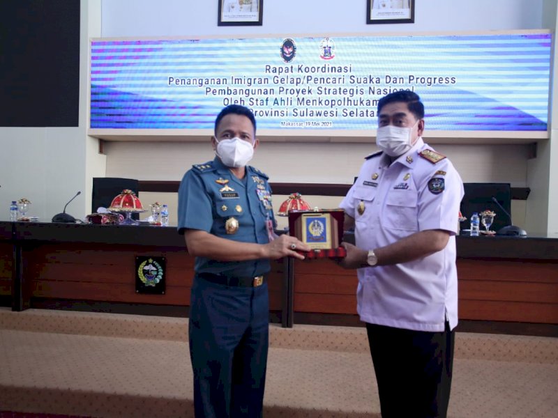 Abdul Hayat Ikuti Rakor Penanganan Imigran Gelap dan Progres Pembangunan PSN