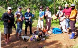 Para Penjudi Lari Pontang Panting, Polisi Bulukumba Bakar Arena Sabung Ayam