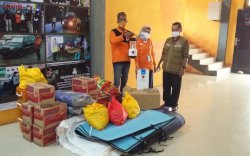 BPBD Luwu Utara Salurkan Bantuan Korban Tanah Longsor di Desa Pincara