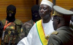 Militer Mali Menahan Presiden dan Perdana Menteri