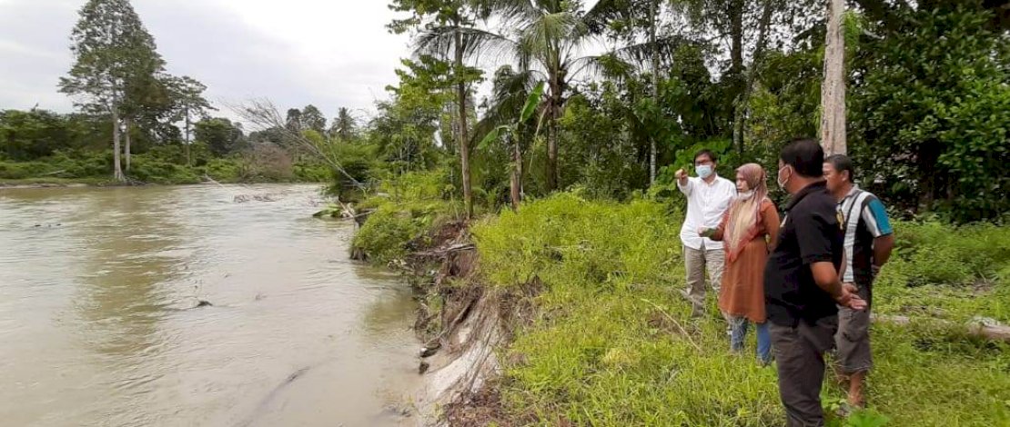 Waspada! Tebing Sungai Masamba Desa Laba Terus Terkikis