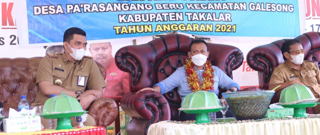 Penyerahan bantuan PKH oleh Bupati Takalar, Senin (31/5/2021).