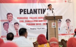 Adnan Titip 3 Pesan untuk Pengurus PMI Pangkep