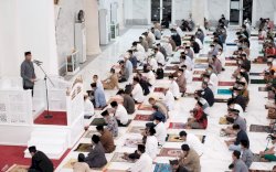 Shalat Tarawih Berjamaah Masyarakat di Tengah Pandemi Covid-19, Bupati Adnan Ingatkan Taat Protkes