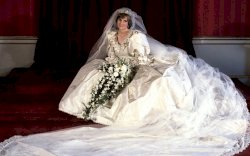 Gaun Pengantin Putri Diana Dipamerkan di Istana Kensington