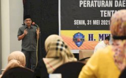 Dihadapan Warga, Nasir Rurung Sosialisasikan Perda Pajak Daerah