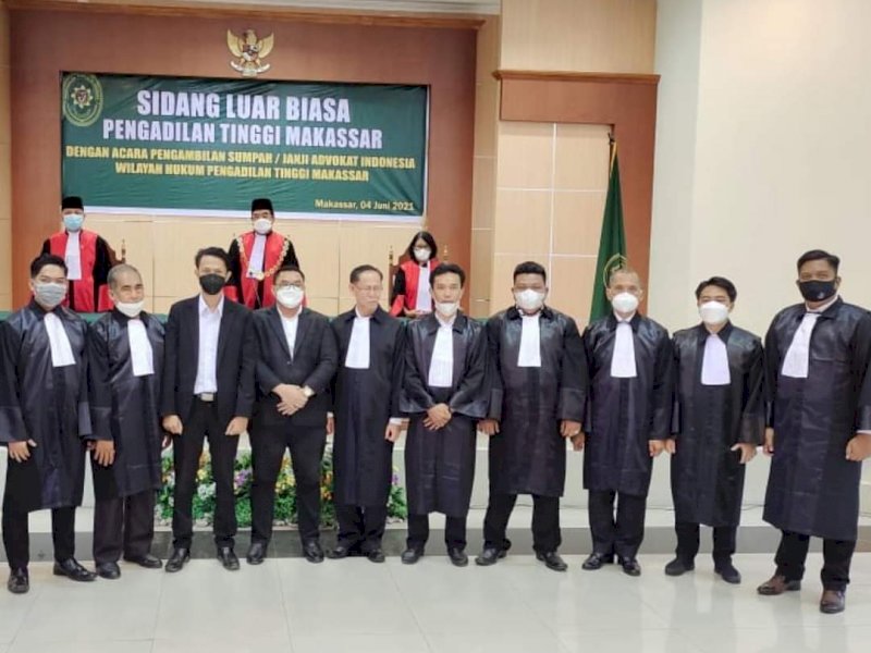 Sumpah Advokat Muda, Ketua Pengadilan Tinggi Makassar Ingatkan Pentingnya Jaga Integritas