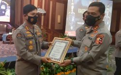 Kabid Humas Polda Sulsel Raih Penghargaan Humas Terbaik I Se-Indonesia