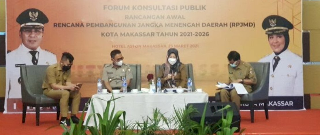 Kepala Bappeda Kota Makassar Andi Khadijah Iriani bicara soal IPM pada Forum Konsultasi Publik Rancangan Awal Rencana Pembangunan Jangka Menengah Daerah (RPJMD) Kota Makassar tahun 2021-2006, di Hotel Aston Makassar, Selasa, 23 Maret 2021.