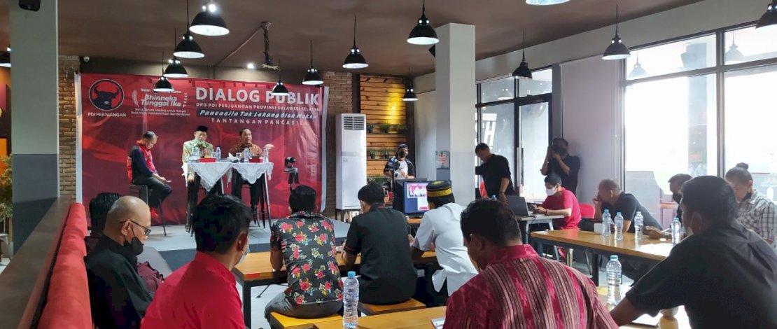 Dialog Publik PDI Perjuangan Sulsel : Al Qur'an Tidak Bisa Dibandingkan dengan Pancasila