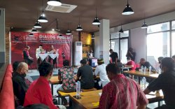 Dialog Publik PDI Perjuangan Sulsel : Al Qur'an Tidak Bisa Dibandingkan dengan Pancasila