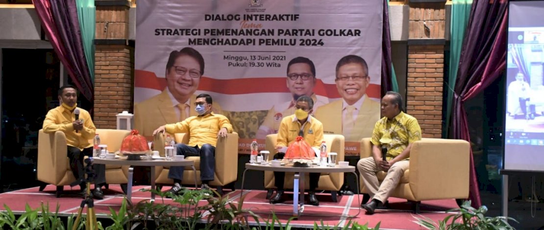 Waketum DPP Partai Golkar Ahmad Doli Kurnia bersama Ketua Partai DPD I Golkar Sulsel, Taufan Pawe. 