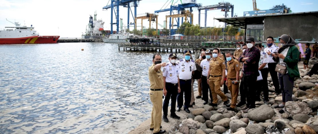 Kunjungi Pulau Lanjukang, Walikota Danny Pomanto Segera Dirikan 21 Aparong
