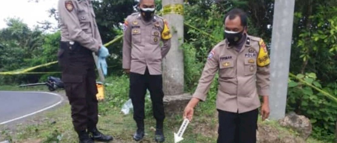 Polisi melakukan olah TKP di Bukit Kemiri, Tompoladang, Desa Padaelo, Kecamatan Mallawa, Maros, Sulsel.