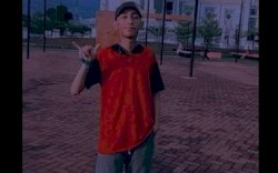 Ada Wanita Berbaju Tahanan Bernama Lala Dihadirkan di Konferensi Pers Pembunuhan Rian, Siapa Dia?