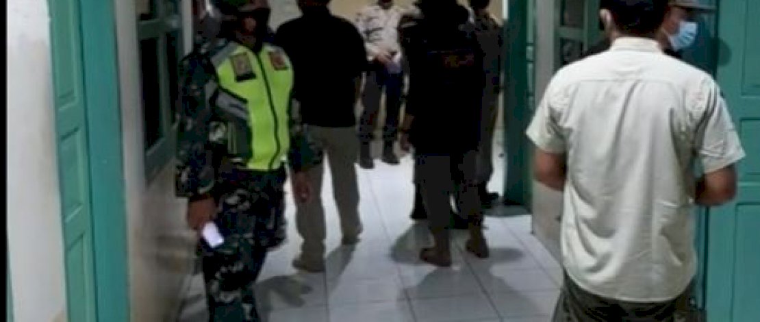 Suasana razia penginapan dan kos-kosan di Kota Parepare.