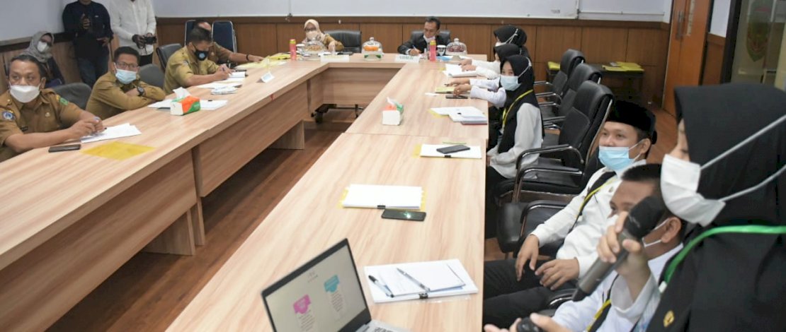 Bupati Lutra, Indah Putri Indriani menjadi penguji Latsar CPNS.