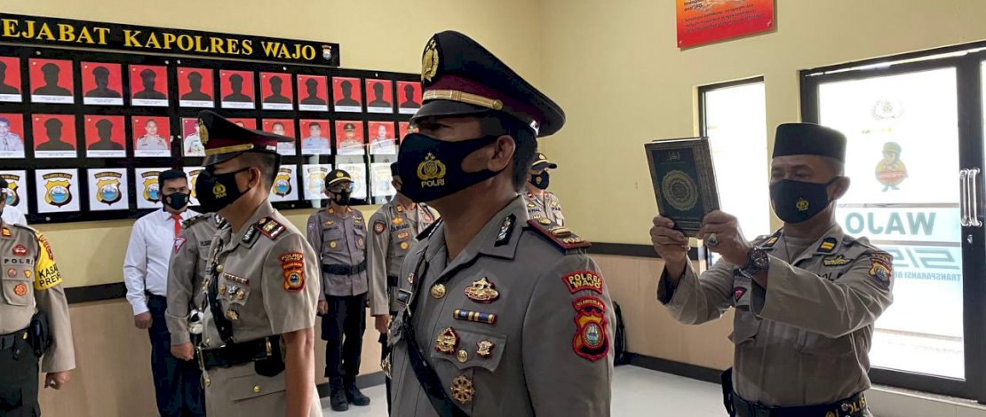 Suasana sertijab Kapolsek Maniangpajo dan pelantikan Kasiwas Polres Wajo.