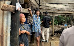 Miris! BAZNAS, Brimob dan Kodim 1407 Bone Bersinergi Bedah Rumah Warga Yang Hampir Rubuh