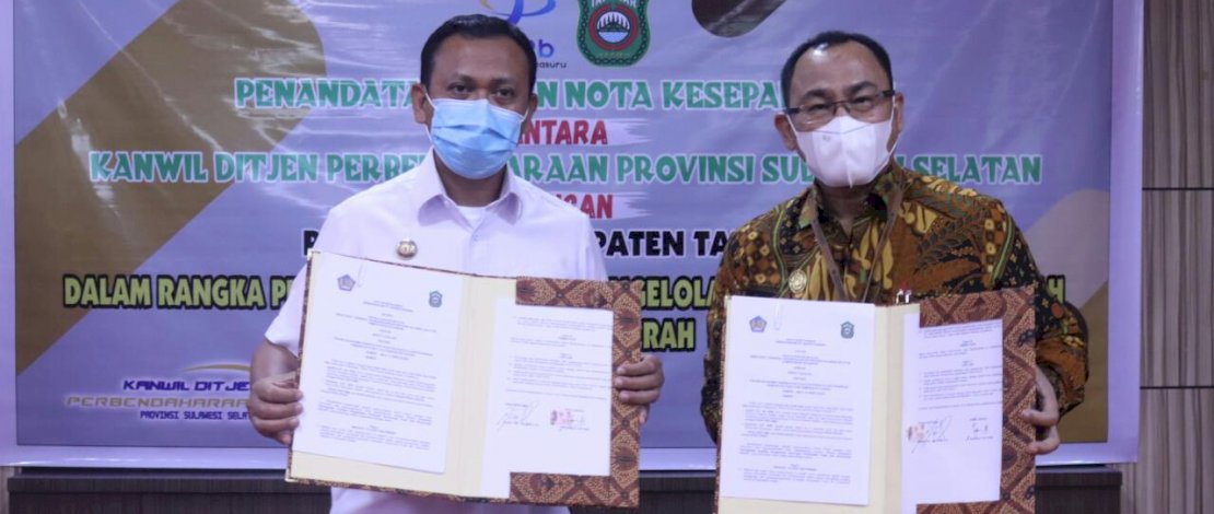 Bupati Takalar H.Syamsari, S.Pt, M.M, melakukan Penandatangan nota kesepahaman (MoU) dengan Kanwil Ditjen Perbendaharaan Sulsel, Senin (21/6/2021).