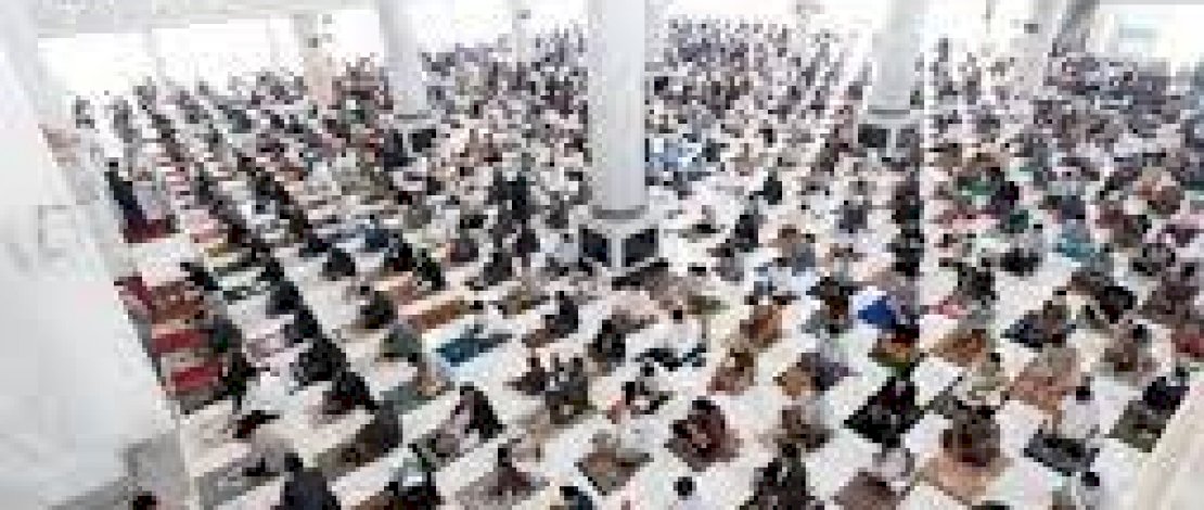 Pelaksanaan Shalat Idul Fitri di Masjid Agung Syekh Yusuf Gowa Terapkan Prokes Ketat
