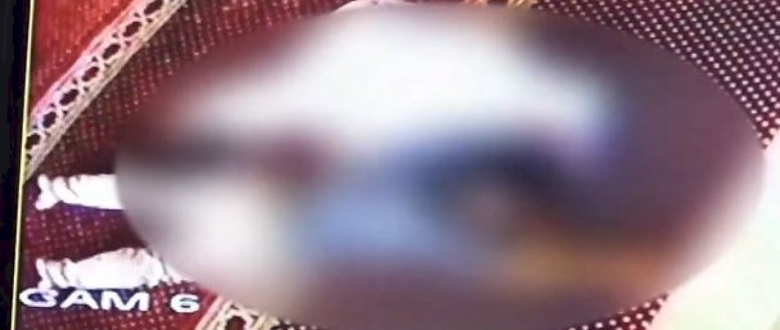 Tangkapan layar rekaman CCTV Masjid Nurul Ihsan, Perumnas Tumalia, Maros.