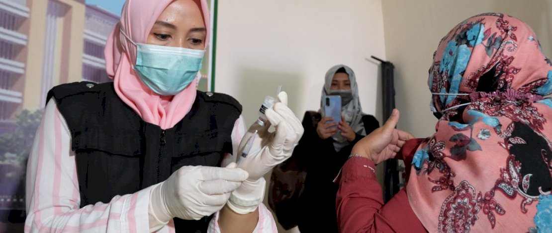 Suasana vaksin Covid-19 yang digelar Polres Parepare.